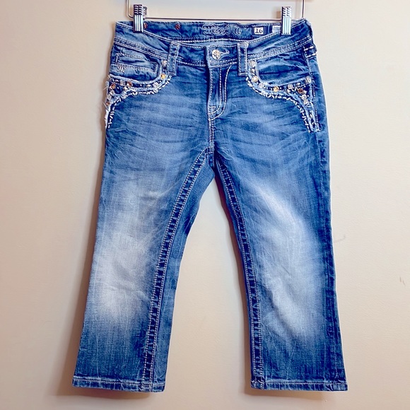 Miss Me Other - Girls Miss Me Capri’s With Gems, Studs & Bling Detail Like New Condition Size 16